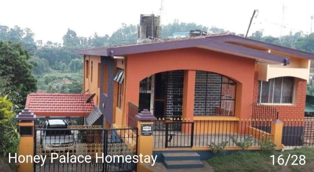 Honey Palace Homestay Madikeri Eksteriør bilde